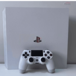 Console PlayStation®4 - PS4 Branco - PRO 1TB - Imagem 8